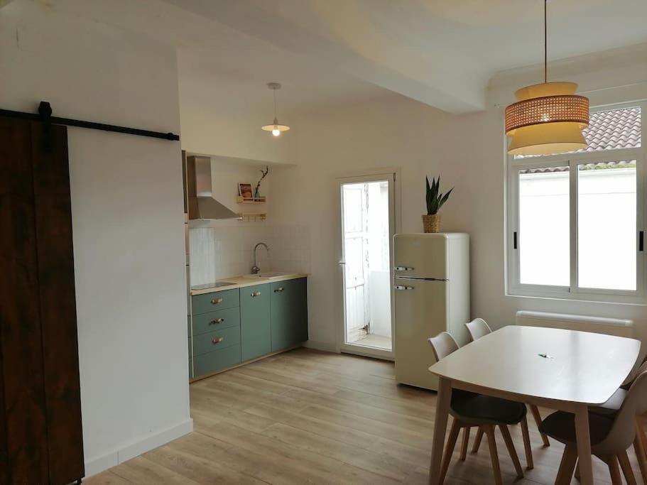 Apartamento Completamente Equipado Centro فيرول المظهر الخارجي الصورة