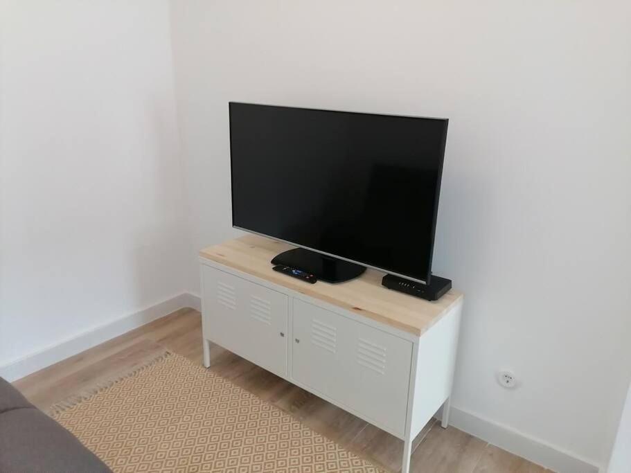 Apartamento Completamente Equipado Centro فيرول المظهر الخارجي الصورة